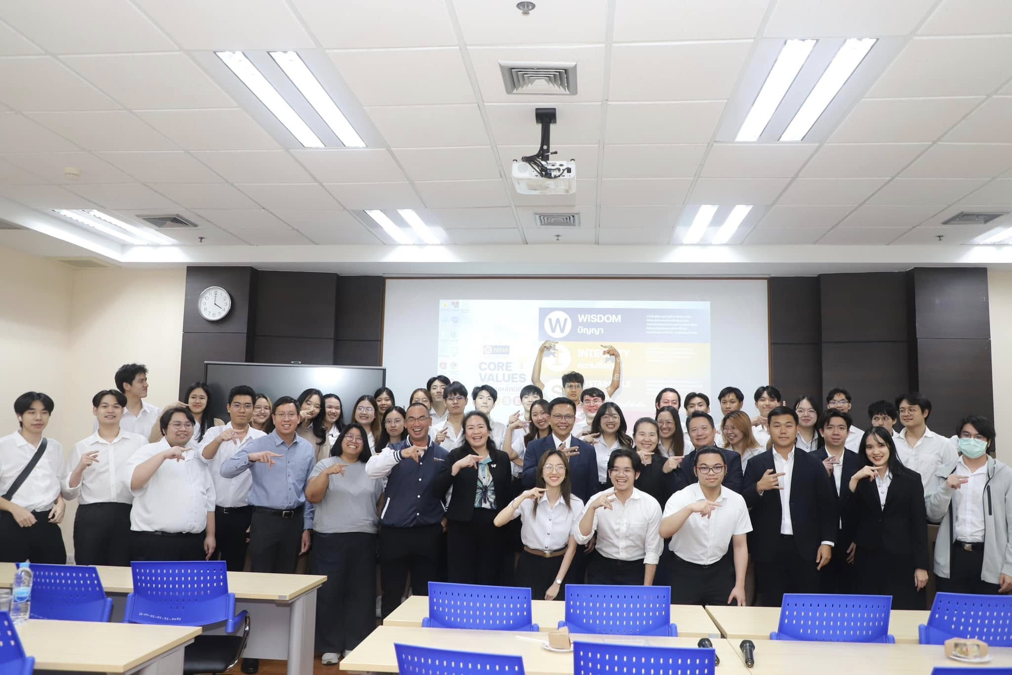 KMITL-NIDA Financial Engineering - The final presentation of the senior project on March 14th, 2025 2 -