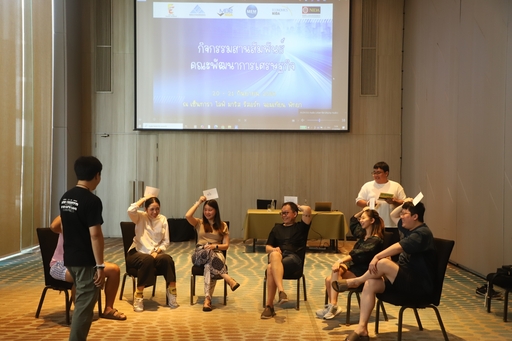 กิจกรรมสานสัมพันธ์รุ่นพี่รุ่นน้อง ปัจฉิมนิเทศ และรับฟังเสียงนักศึกษาของหลักสูตรเศรษฐศาสตร์การเงิน ภาคพิเศษ รุ่นที่ 15-18 ระหว่างวันที่ 20-21 กันยายน 2568 45 -